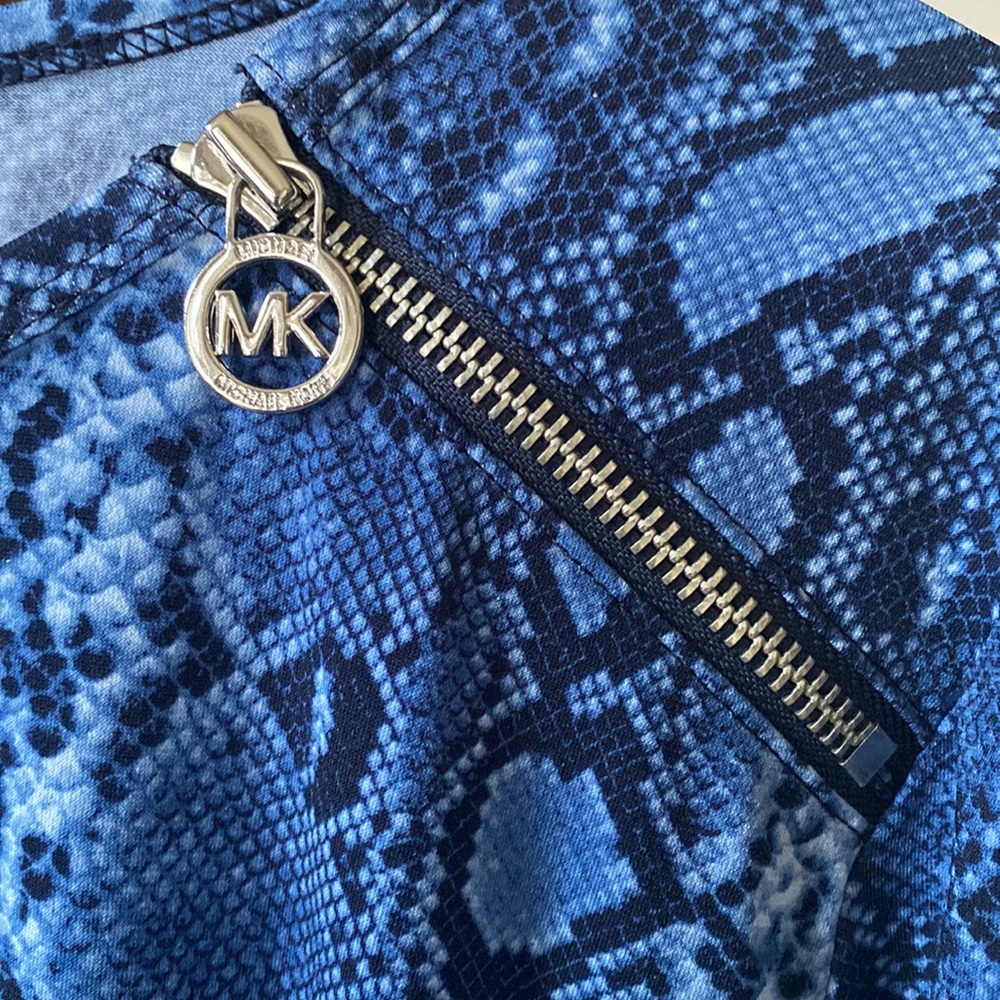 Michael Kors dress or tunic, size L, snake skin design in blue.